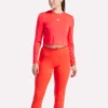 Core Slim Fit Crop langærmet T-shirt til kvinder Core Slim Fit Crop langærmet T-shirt til kvinder