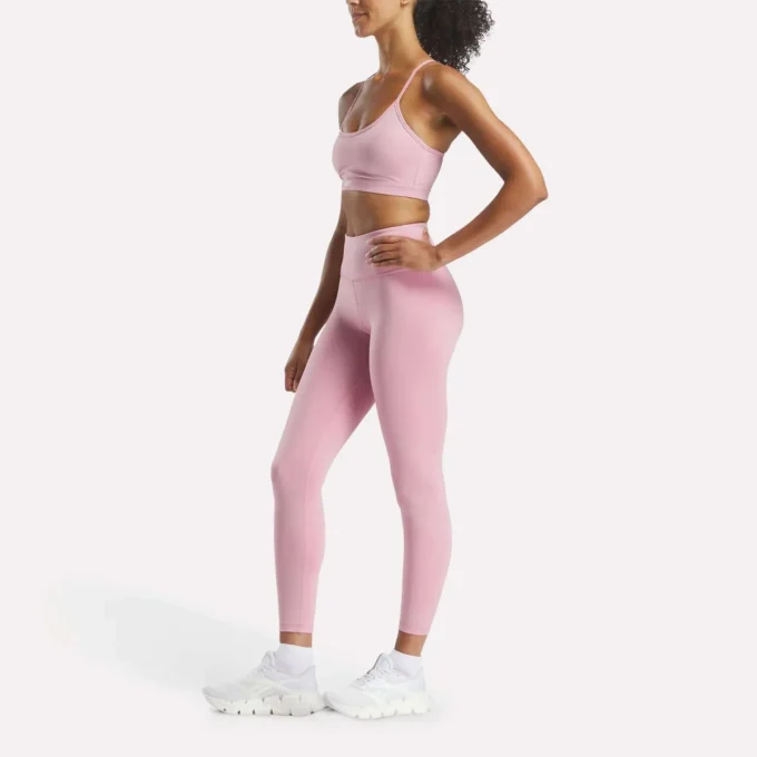 Core Strappy Bra til kvinder – medium støtte Core Strappy Bra til kvinder – medium støtte