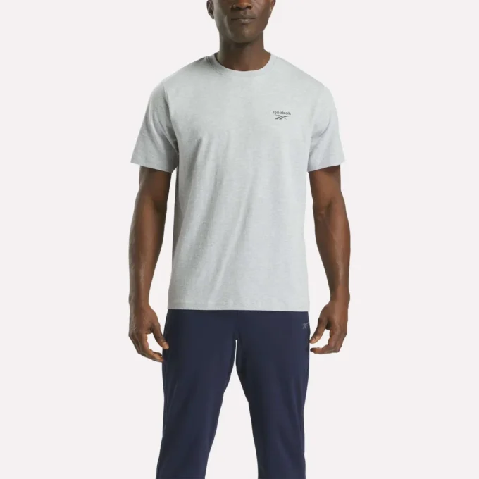 Herre-T-shirt med lille logo, rund hals og korte ærmer