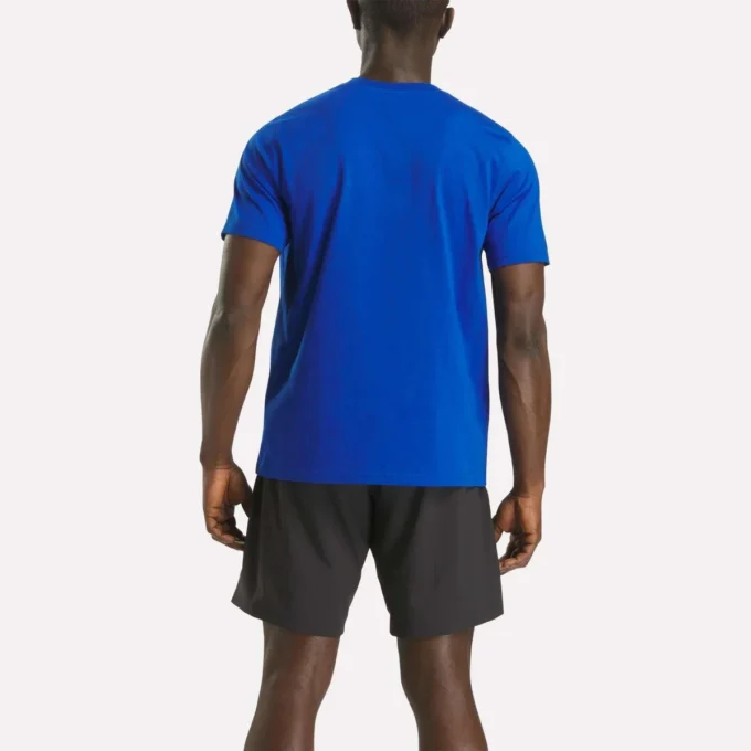 Herre-T-shirt med lille logo, rund hals og korte ærmer