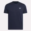 Herre-T-shirt med lille logo, rund hals og korte ærmer