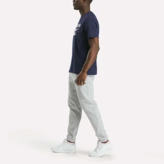 Herre-T-shirt med stort logo og rund hals
