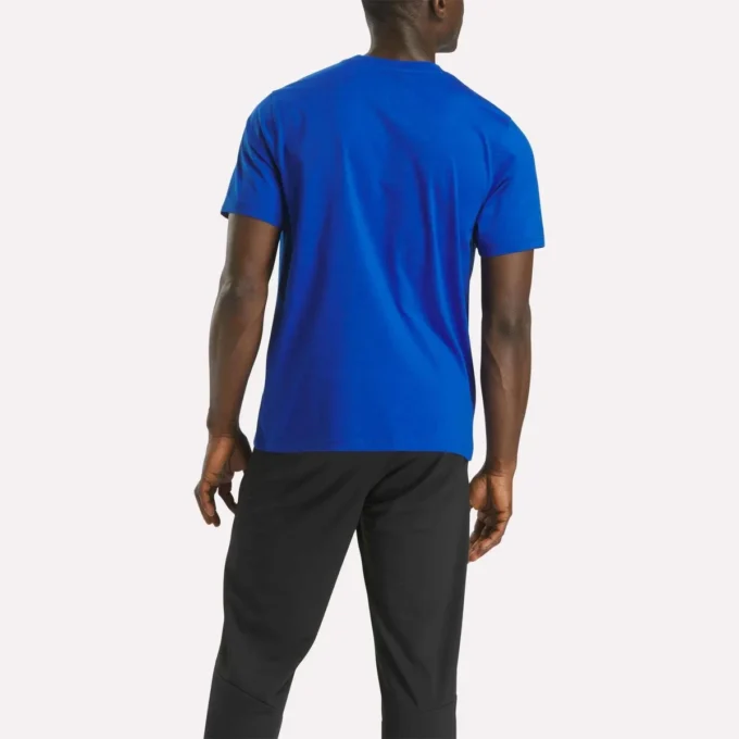 Herre-T-shirt med stort logo og rund hals Herre-T-shirt med stort logo og rund hals
