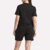 Kortærmet T-shirt med stort logo til kvinder Kortærmet T-shirt med stort logo til kvinder