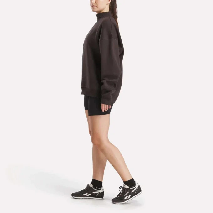 Lang sweatshirt med rullekrave til kvinder Lang sweatshirt med rullekrave til kvinder