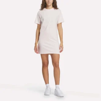 Oversized T-shirt-kjole til kvinder