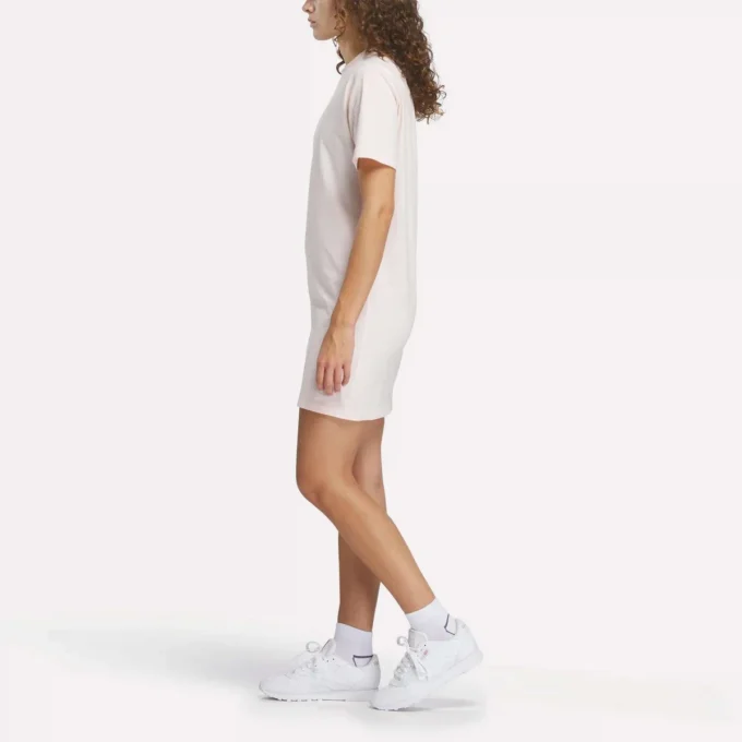 Oversized T-shirt-kjole til kvinder Oversized T-shirt-kjole til kvinder