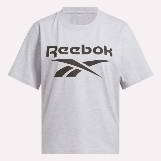 Oversized T-shirt med stort logo og korte ærmer til kvinder Oversized T-shirt med stort logo og korte ærmer til kvinder