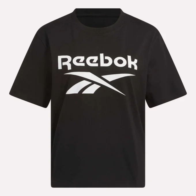 Oversized T-shirt med stort logo og korte ærmer til kvinder Oversized T-shirt med stort logo og korte ærmer til kvinder