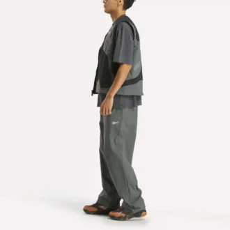Reebok x MARKET vendbar vest