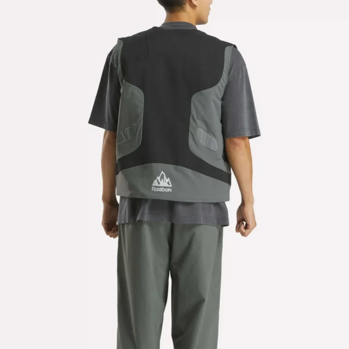 Reebok x MARKET vendbar vest