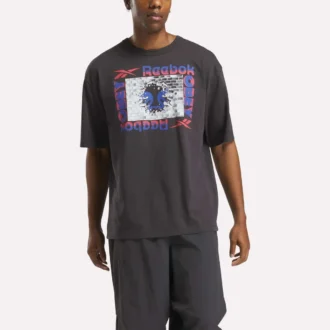 Reebok x OBEY grafisk T-shirt